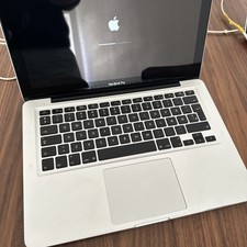 Apple Macbook Pro CPU: Core 2 Due ,Ram4gb 256 SSD