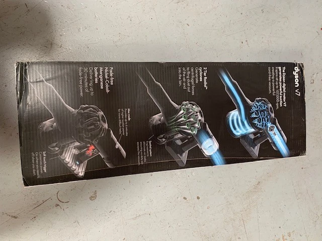 Dyson V7 Absolute Yellow Stick Vacuum Cleaner - Image 2 of 2