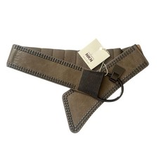 Cinturón NKN Nekane Asimétrico Marrón Tachonado Imitación Cuero Nuevo con Etiquetas Talla Única Reg $65