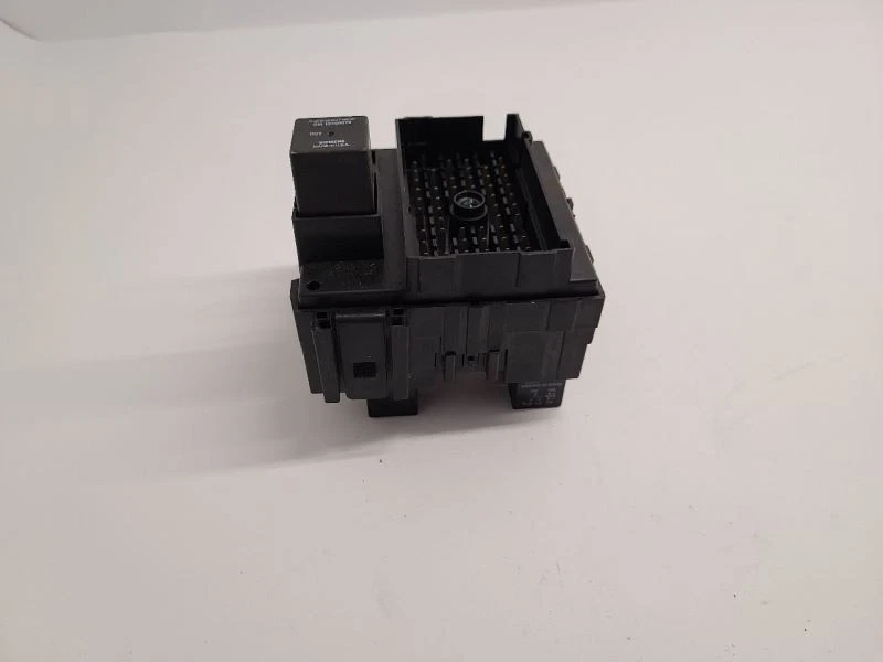 Chevrolet Tahoe 2000-2002 unidad de relé de caja de fusibles módulo 15770992 Foto 4 de 4