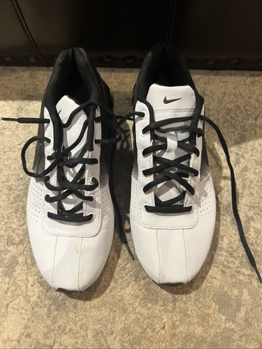 LIMITED Lo último Nuevo Hombres Blanco y Negro Nike Shox Entrega Zapatos para Correr 9.5