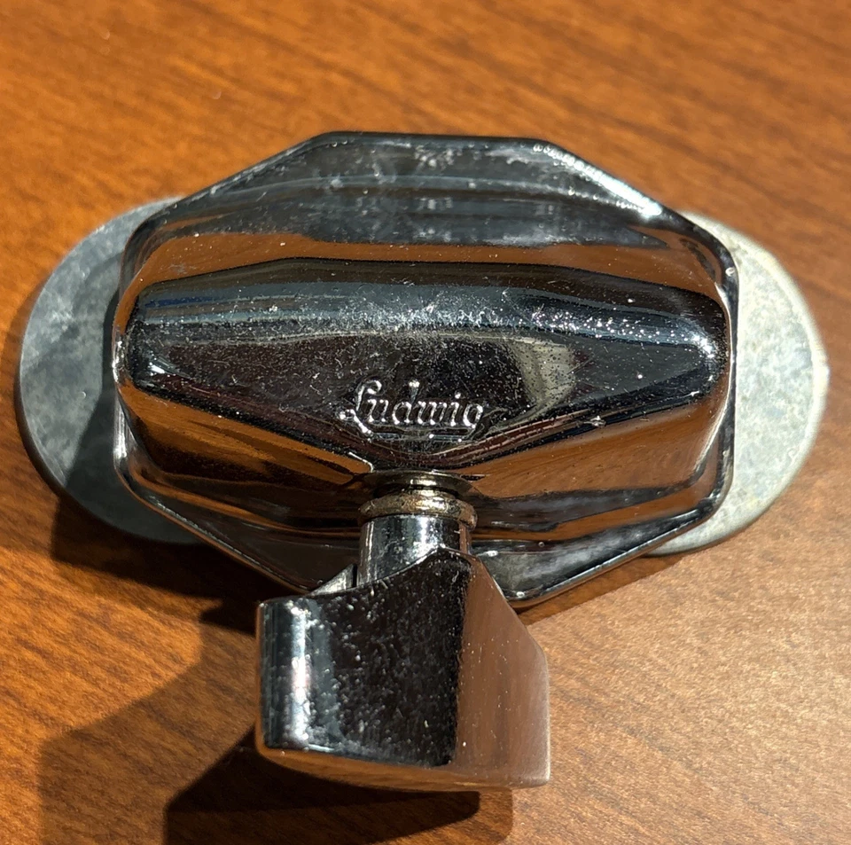 Soporte cromado de montaje en pierna LUDWIG Floor Tom parte años 60 de colección Tambores Ludwig Foto 4 de 4