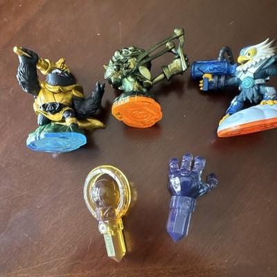 Activision Skylanders Spyro's Adventure Lot of 3  figures plus 2 crystals
