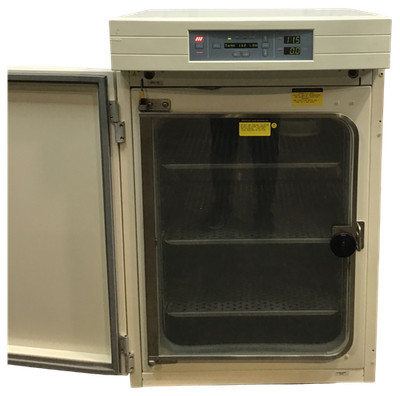 THERMO FORMA SERIES II WATER JACKETED CO  INCUBATOR @