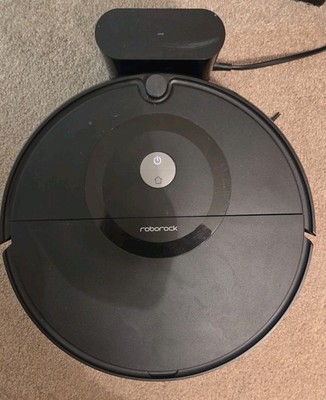 Roborock E5 Mop Robot Vacuum and Mop With Charging Base 