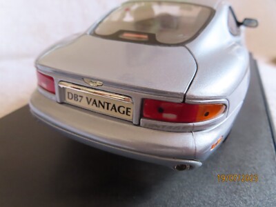 MAISTO Aston Martin DB7 Vantage scale 1:18 | eBay
