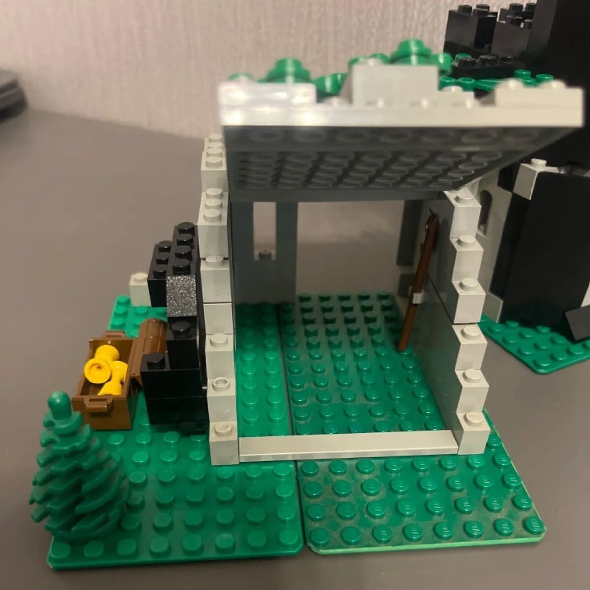 LEGO 6066 Camouflaged Outpost Castle Forestmen 1987 Vintage 