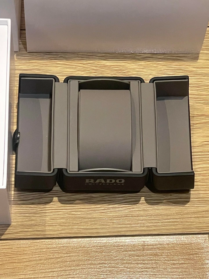 Genuine Original Rado Swiss White Black Watch Travel Box Case Complete - Image 4 of 4