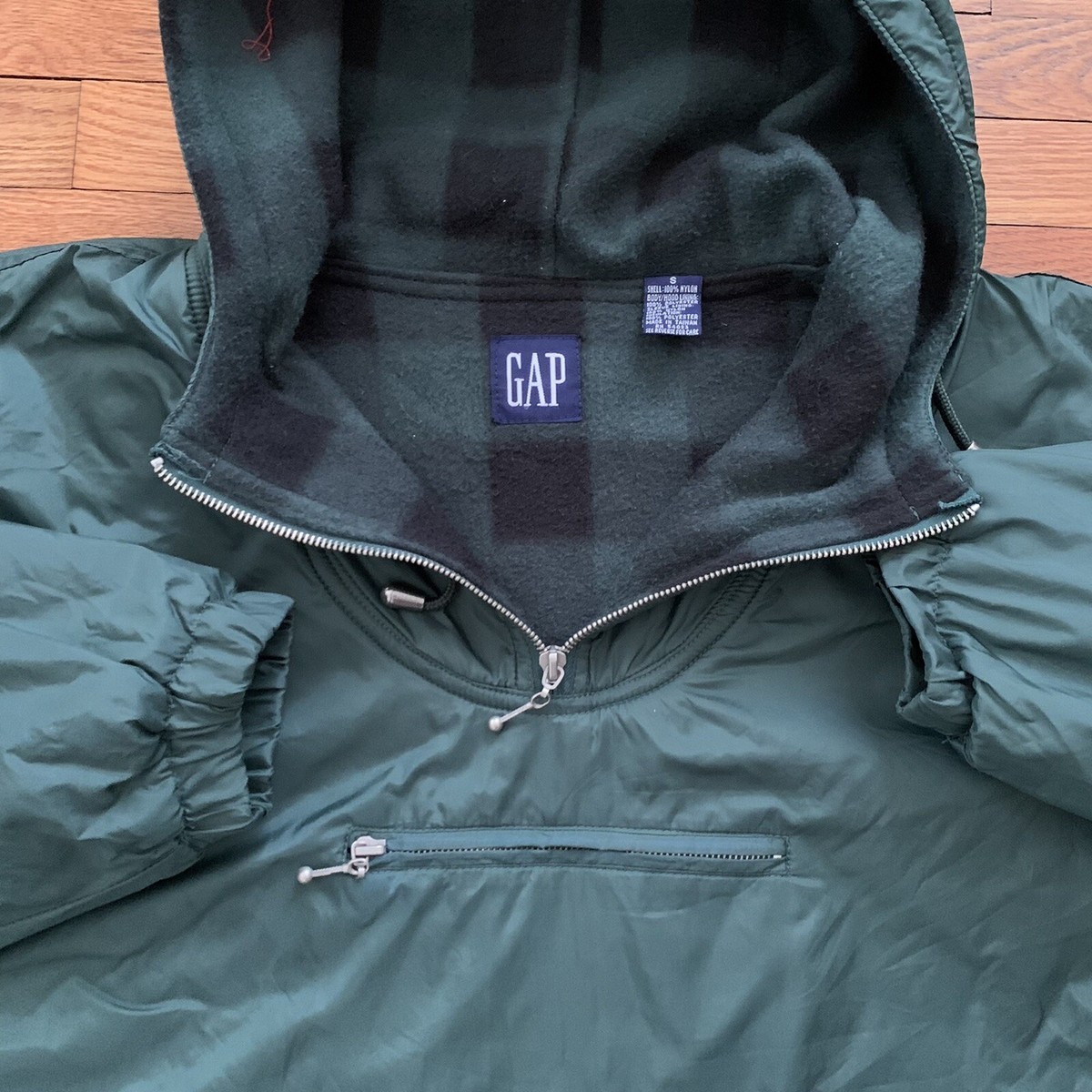 Vintage 90s GAP Green Anorak Windbreaker Jacket Size Small Vintage 90s GAP Green Anorak Windbreaker Jacket Size Small