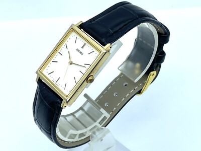 Vintage SEIKO Chariot Quartz Men's Rectangle Watch New Band 7N01