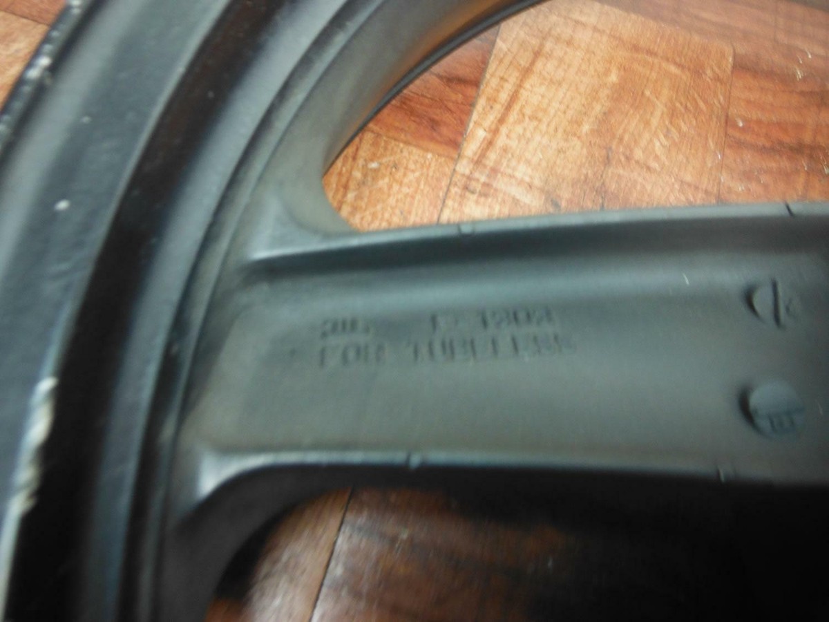 はる KAWASAKI 92 93 ZX1100 NINJA ZX11 REAR WHEEL RIM 41073-1464