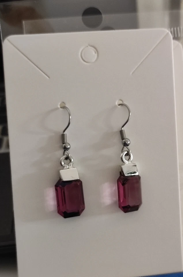 Orecchini pendenti cristallo austriaco viola metallo rodiato colore argento - Immagine 4 di 4