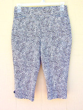 CHICO'S CAPRIS WHITE WITH BLACK AND BROWN DOTS SZ 1 NEW