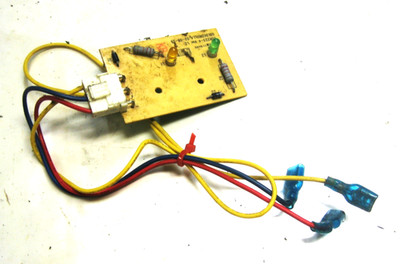 Maytag M3DH30B2A Dehumidifier Lamp Circuit Board FD2527-010, CRCFD2527-010