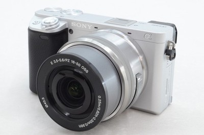 SONY α6400 Double Zoom Lens Kit Silver ILCE-6400Y(S) Working