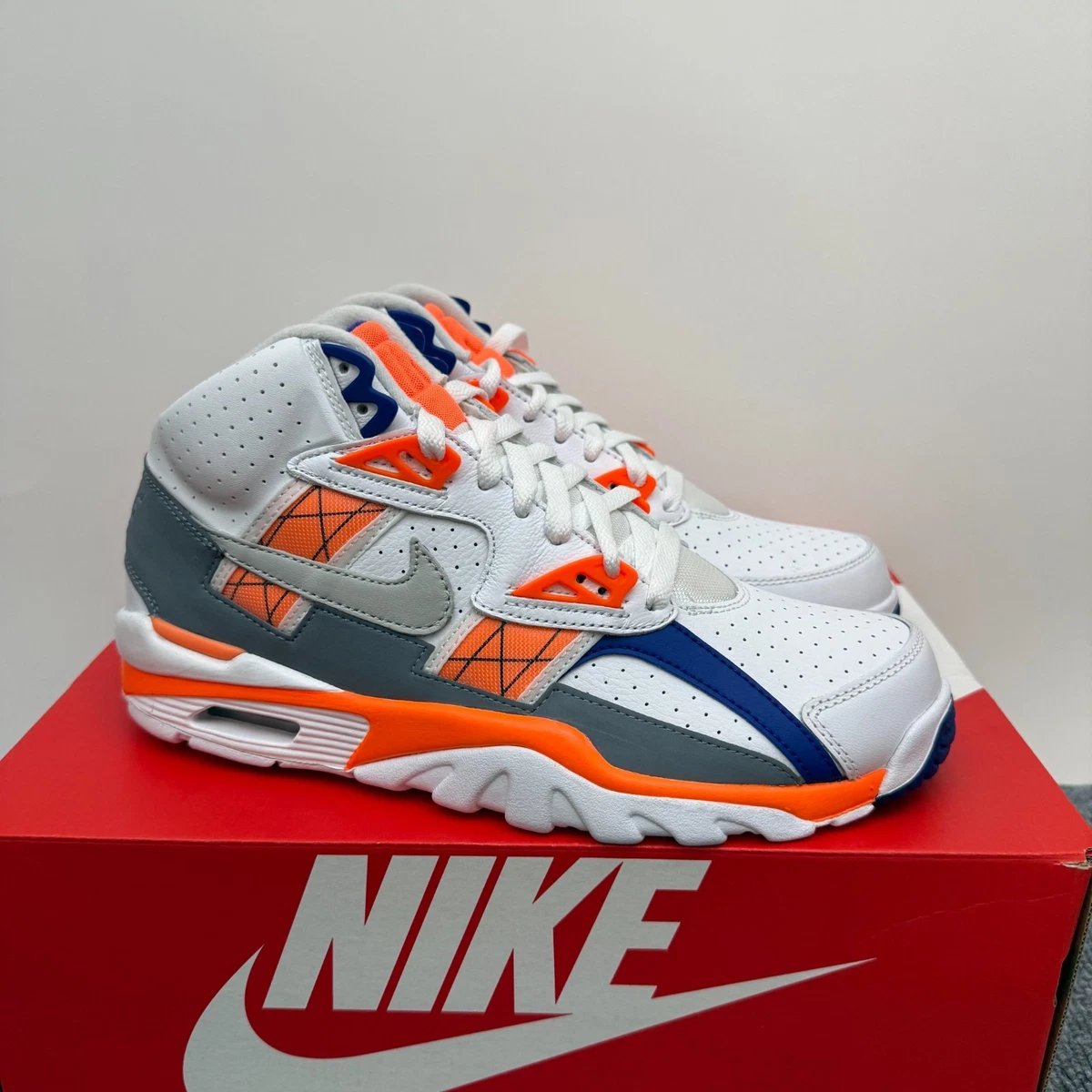 DS Nike Air Trainer SC \'White Hyper Punch\' sz. 10.5 Amazon.com | Nike Air Trainer SC High (White/Black-LT Smoke  main image 2