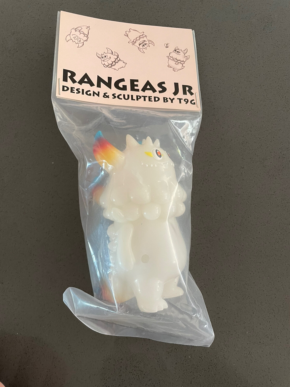 T9G Rangeas Jr “Pearl” Vinyl Figure