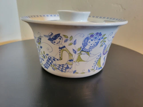 MEDIUM Figgjo Flint Norway Lotte Turi-design #12000 Lidded Casserole Pot Vintage