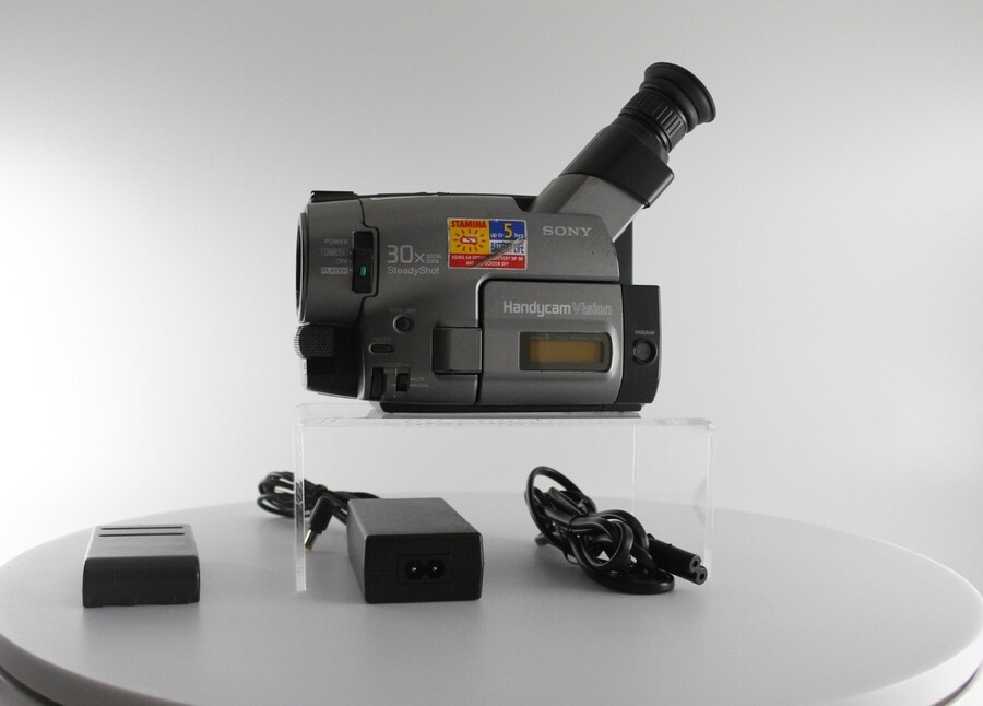 Sony CCD-TRV24E Camcorder - Black for sale online | eBay Sony CCD-TRV24E Camcorder - Black for sale online | eBay