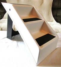 Pet Store Plastic Portable Pet Steps. 14 1/2" High.