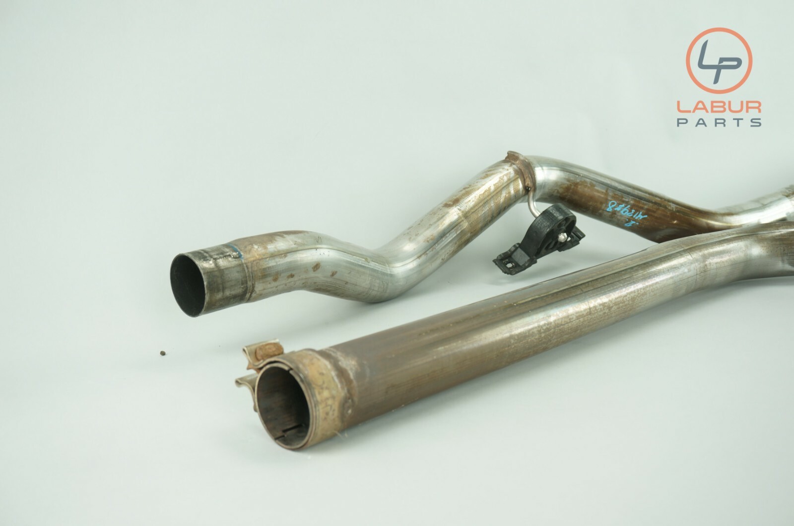 M139 05-07 Maserati Quattroporte Front Right & Left Engine Exhaust Pipes Z1173