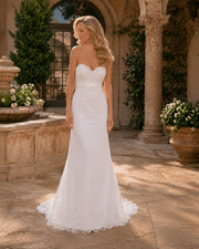 Casablanca Wedding Dress Ball Gown 8 White Tulle Beaded Fit & Flare Elegant