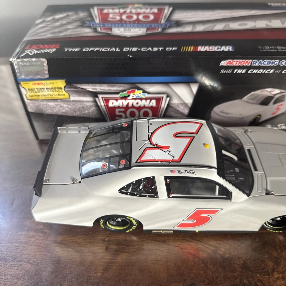 Bill Elliott #5 Test Car Elite 1:24 NASCAR Action 2014 Camaro Die-Cast 1 of 511 - Image 4 of 4