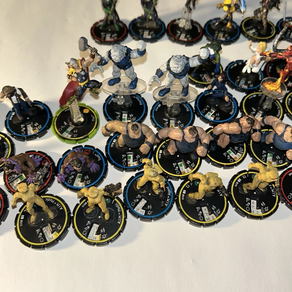 Vintage 2002 Heroclix Huge Figure Lot Clobberin Time, Critical Mass, Indy Sets - Image 4 of 4