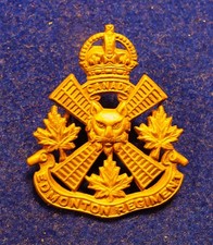 Edmonton Regiment. WWII period brass cap badge. Original