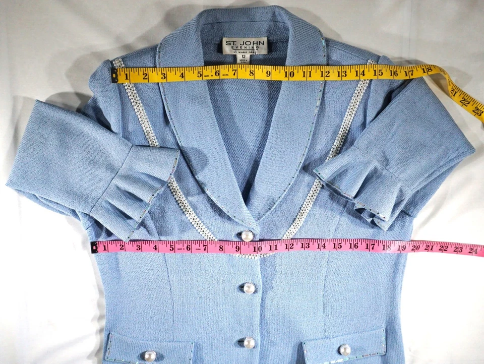 JAQUETA FEMININA ST JOHN MALHA BOTÃO DECORAÇÃO AZUL TAMANHO 12 - Imagem 3 de 4