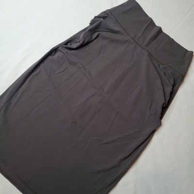 Athleta Women's Size M Transcend Skirt Gray 659434
