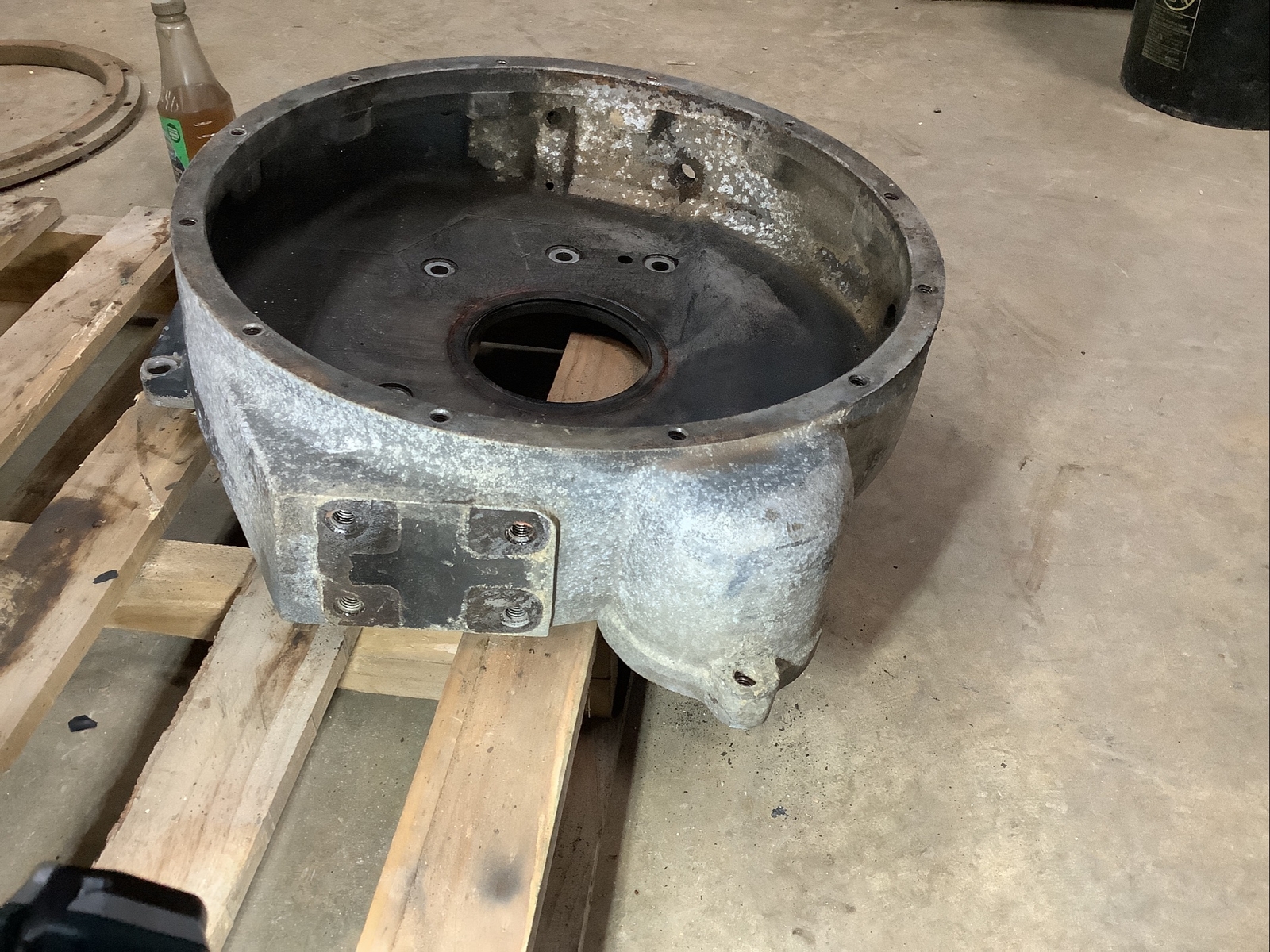 International 686998C1 2 Flywheel Housing Dt466 eBay