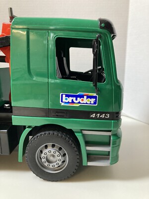 Bruder Logging Truck Green Mercedes 4143 With Loading Crane and 2