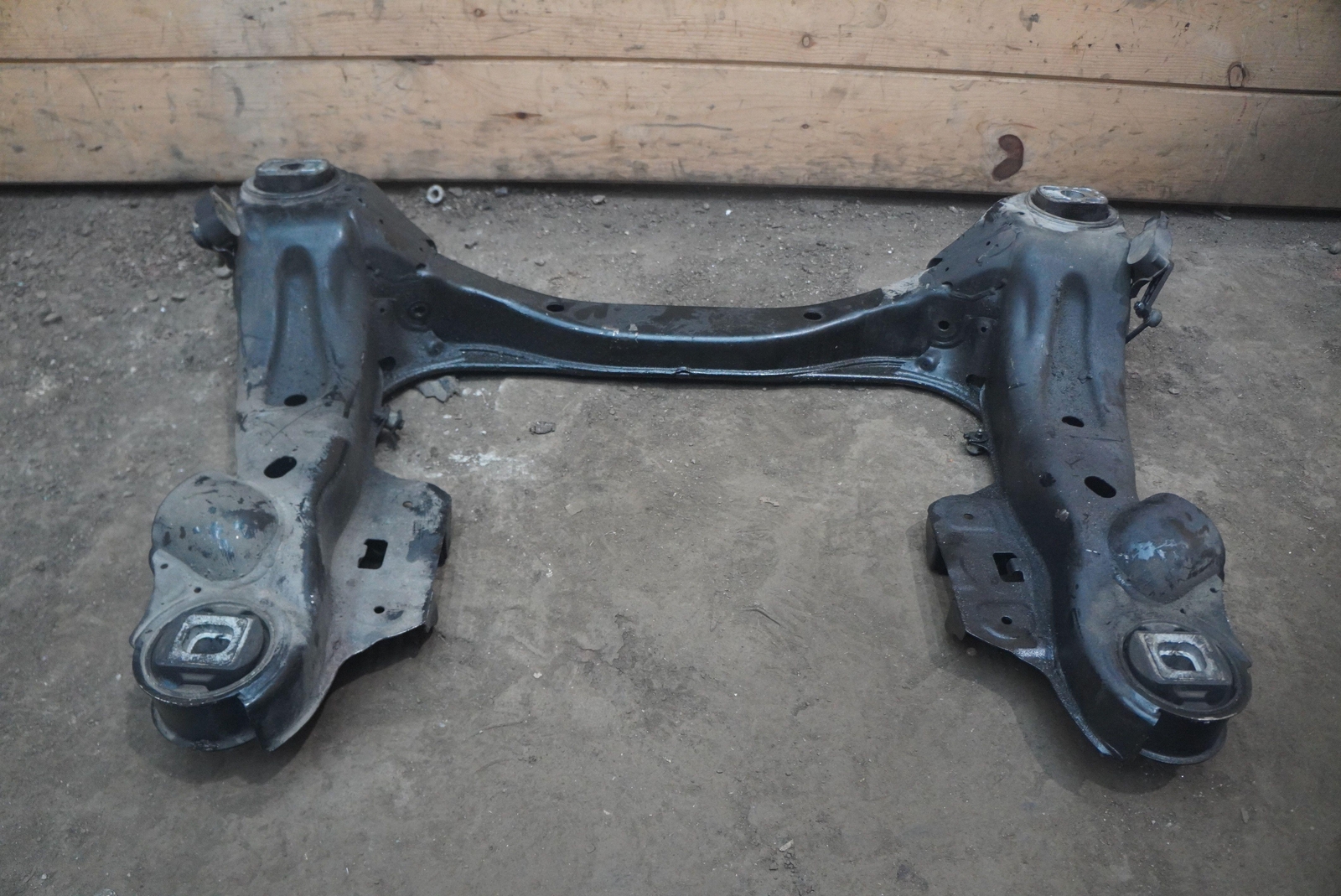 Front Suspension Subframe Cradle Crossmember 3W0399313 Bentley Continental GT 05