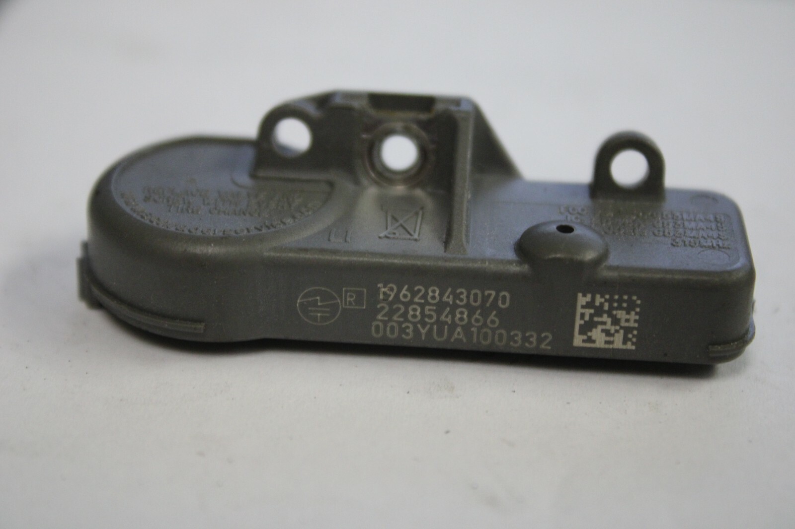 Chevy GMC Buick OEM TPMS Sensor 22854866 003YUA100332 1962843070 