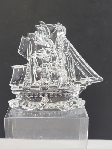 Waterford Crystal Tall Sailing Ship Sculpture #40033441 - Picture 8 of 13