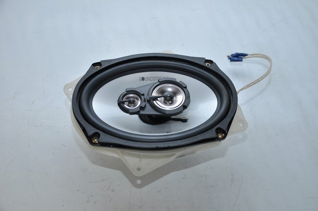 soundstream door speakers