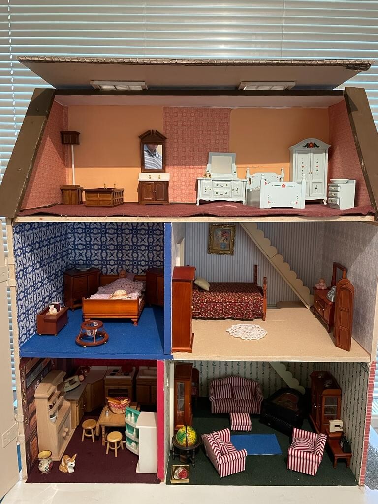 Vintage dolls house and Furniture eBay