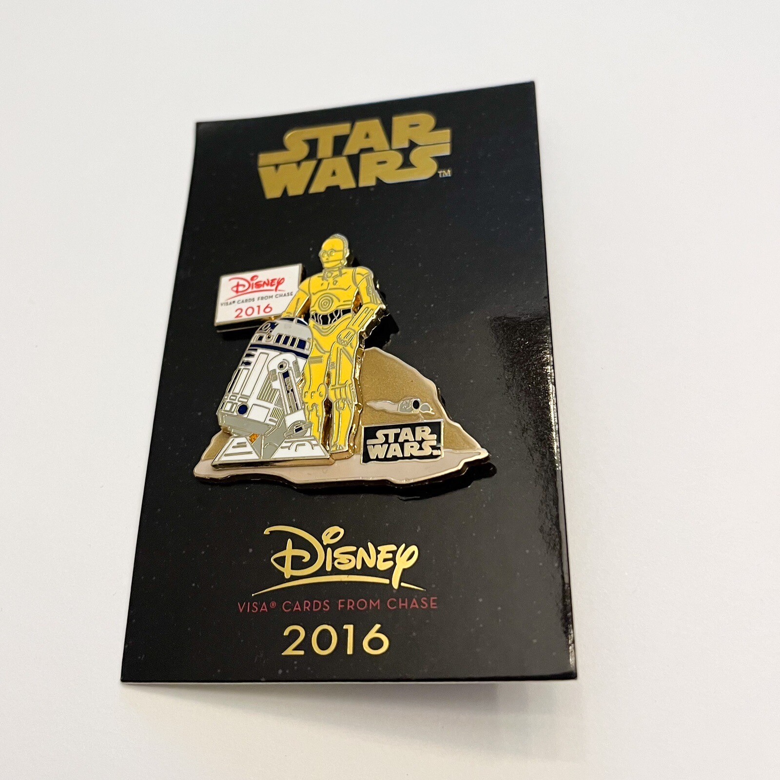 Disney Visa Card Chase Cardmember 2016 Star Wars R2-D2 C-3P0 Trading Pin