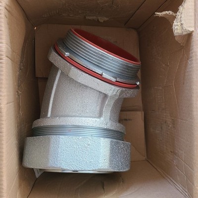 Electrical part Topaz 240S Liquid-Tight 45° 4in Metal Conduit Fitting Waterproof