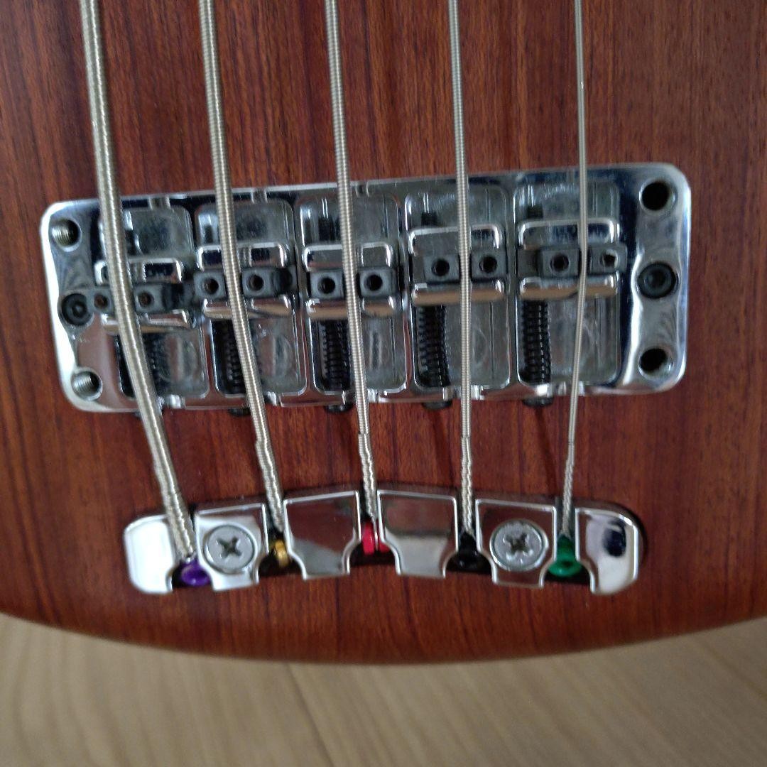Warwick Corvette Standard 1997年製 Warwick Corvette Standard Brown 1997 – Chicago Music Exchange