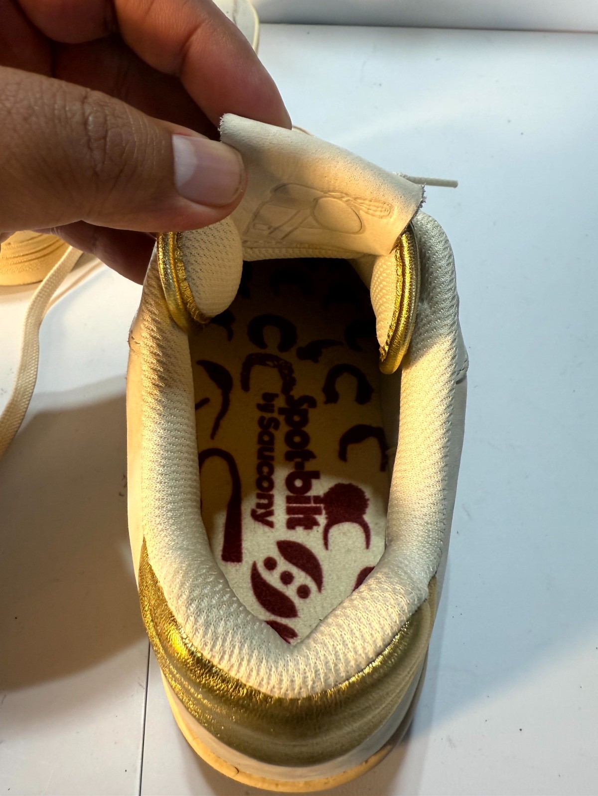 Saucony James Hommewrk Spot-Bilt Sonic Low S70827-2 Mens 8.5 Shoes Cream Leather