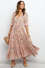 Petal & Pup Kelda Maxi Dress Blush Floral Print Size Medium Brand New