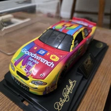 2000 Revell Collection 1/24 #3 Dale Earnhardt Gm Goodwrench Peter Max NASCAR