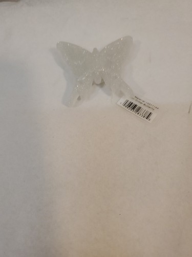 Crocs Jibbitz Charm. Silver Glider Butterfly - Picture 3 of 5