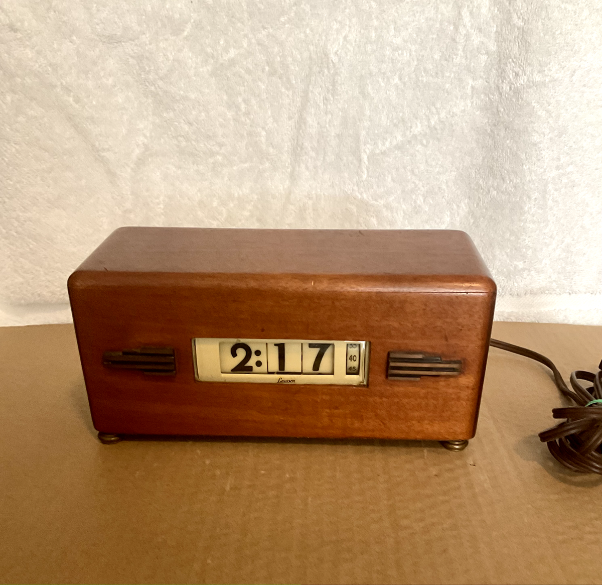 Vintage Lawson Electric Clock Model #217 