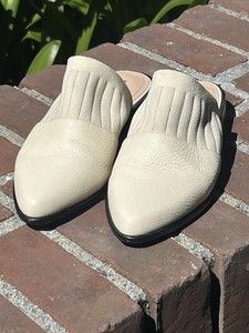 Kelsi Dagger Brooklyn Women's Slides 7.5 White Leather Excellent