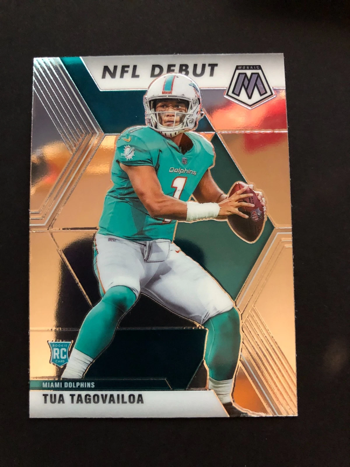 2020 Panini Mosaic - NFL Debut Tua Tagovailoa #262 (RC)