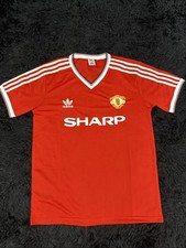 Manchester United 83/84 Home Fans Version Soccer Jersey