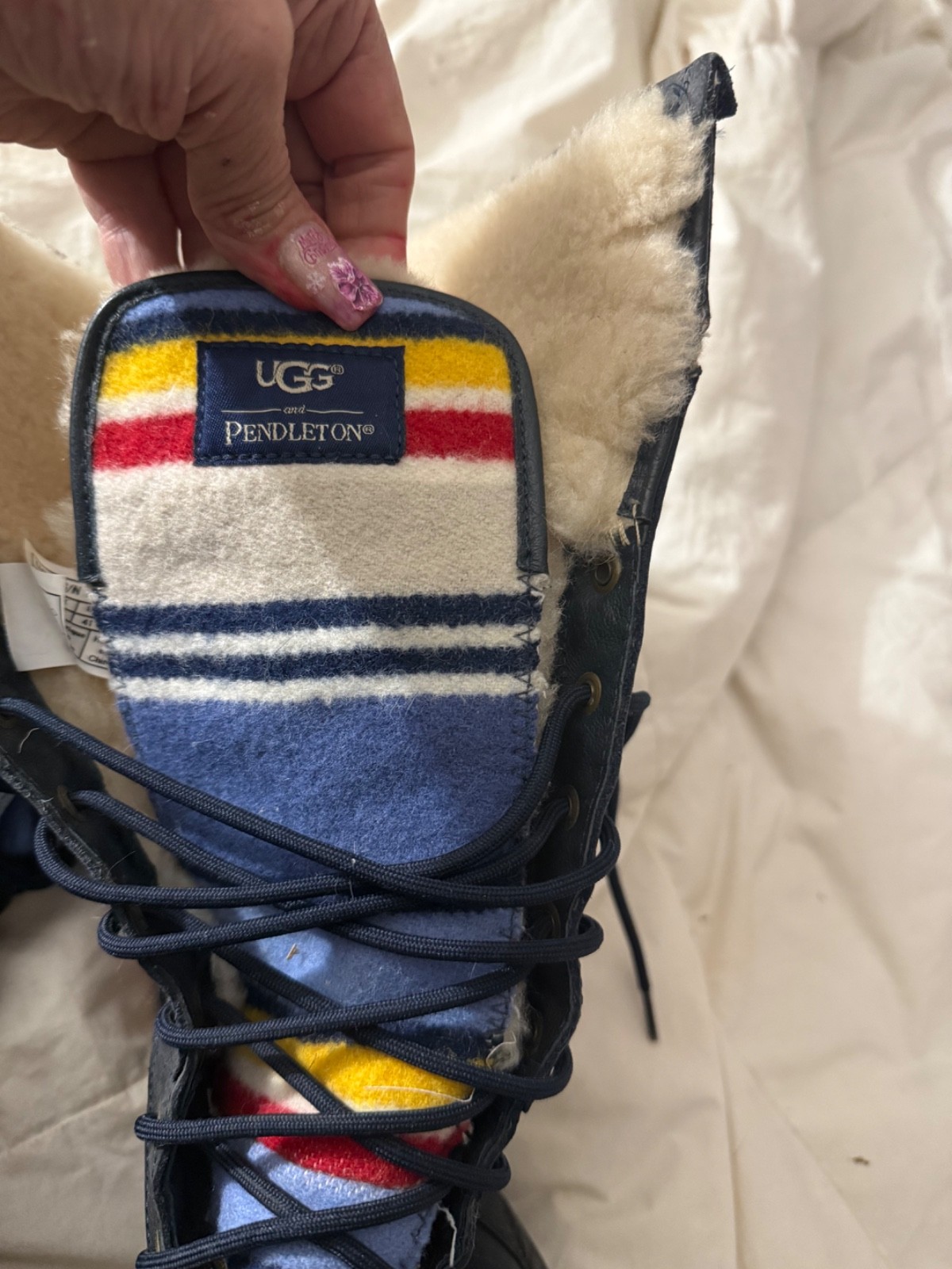 Ugg Pendleton Yosemite winter boots - image 5